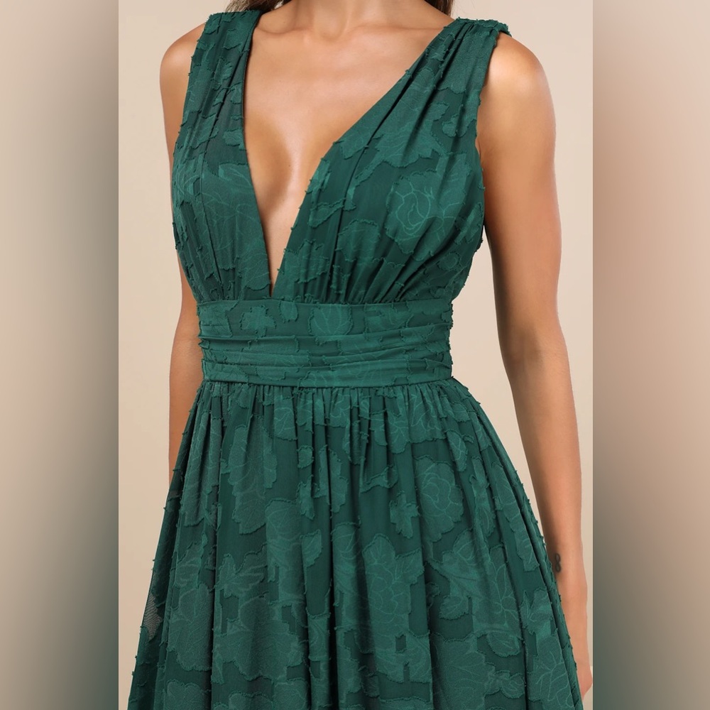 Lulus Sweet Sophistication Green Burnout Floral Maxi Dress - Picture 4 of 8